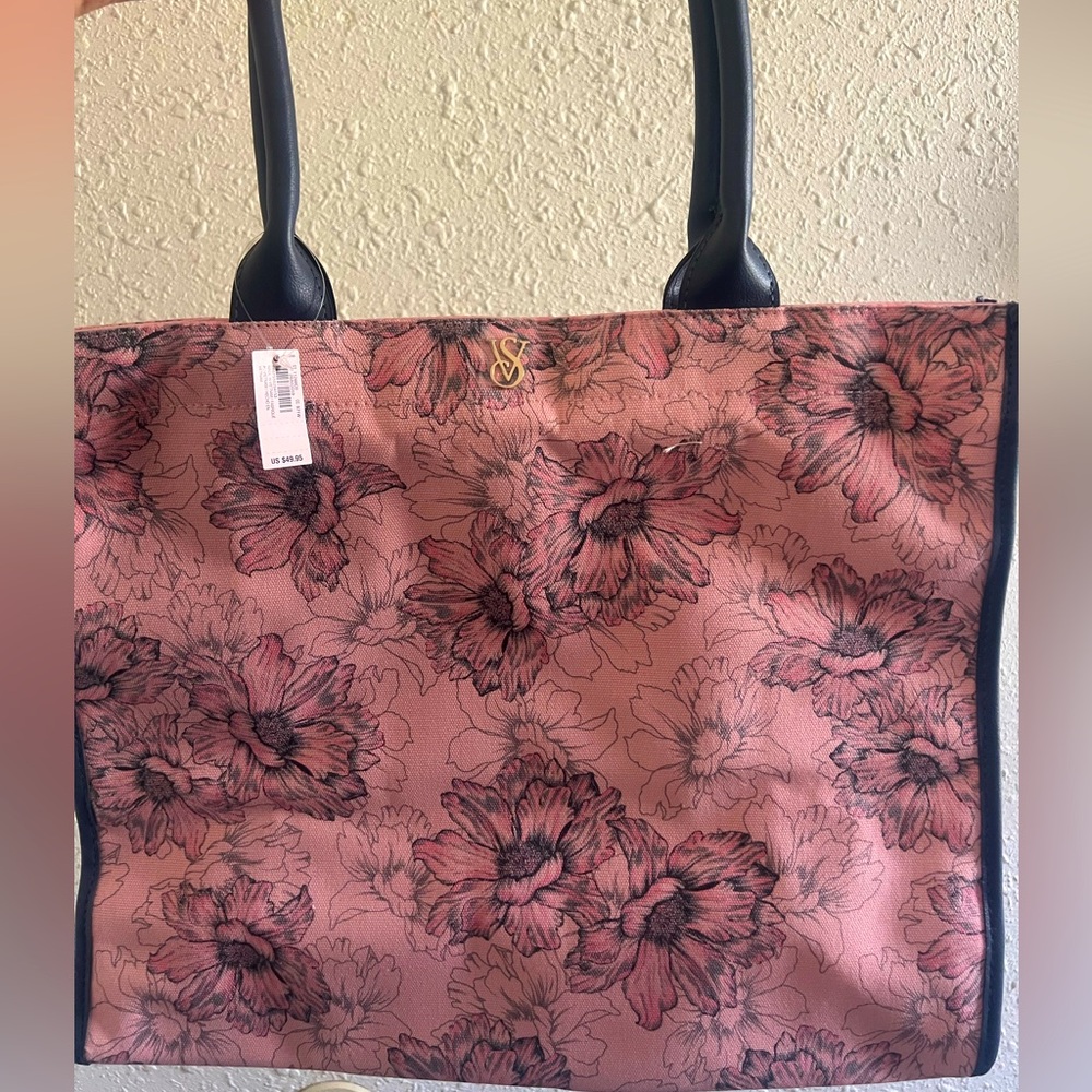 Pink Victoria Secret bag